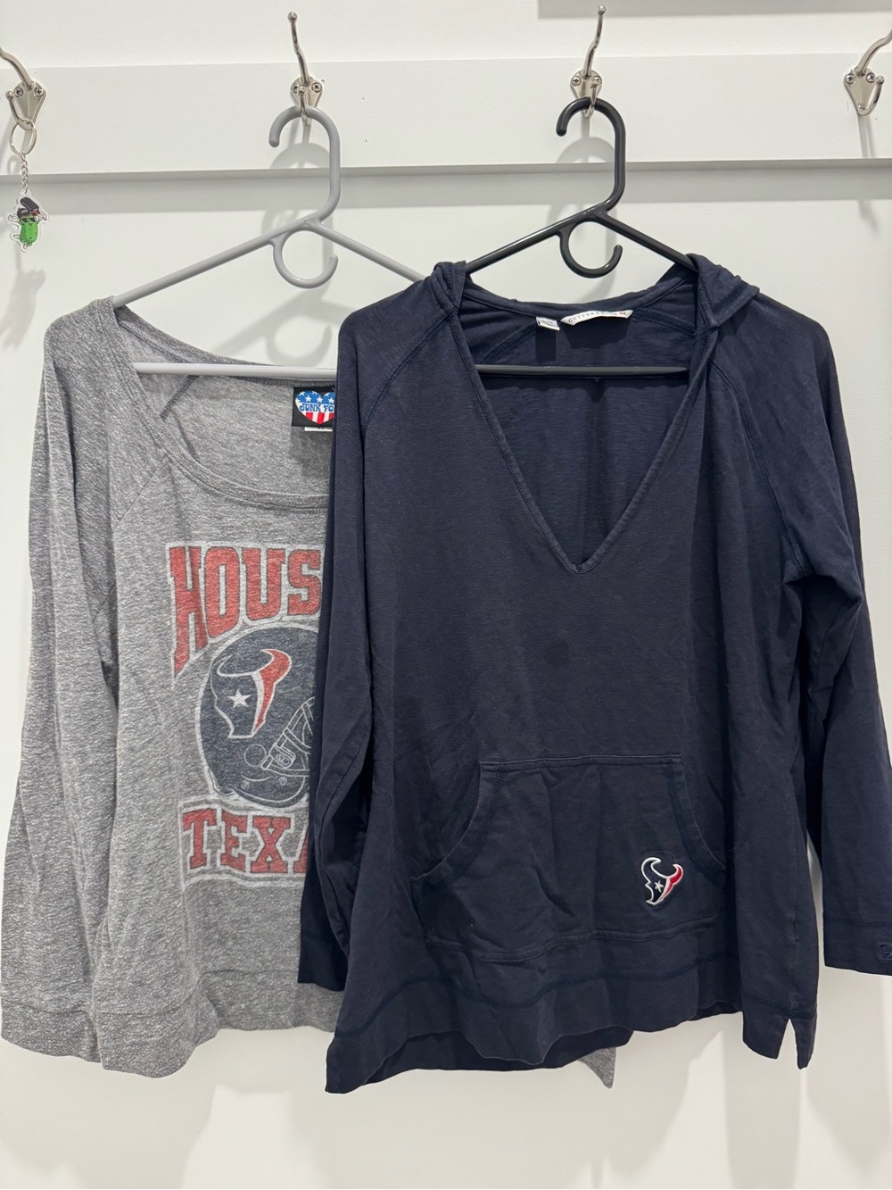 Houston Texans Women’s Long Sleeve Tops size XL, GUC!
